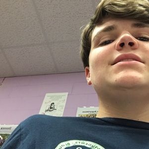 Meet your Posher, Chase